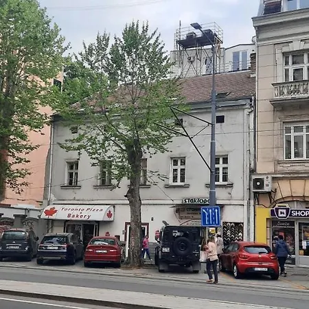 Oldest House Center *