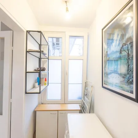 Oldest House Apartment *