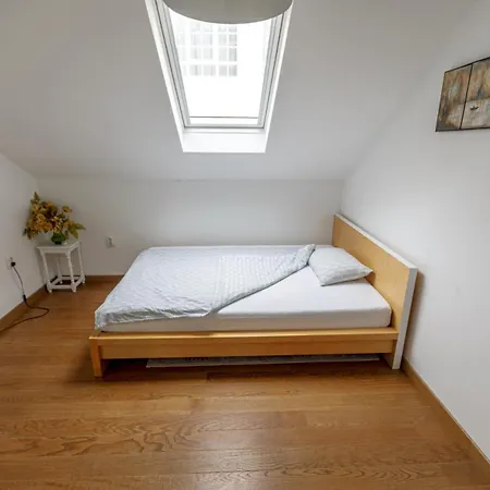 Apartmán Oldest House Center