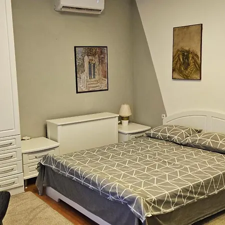 Apartment Oldest House *